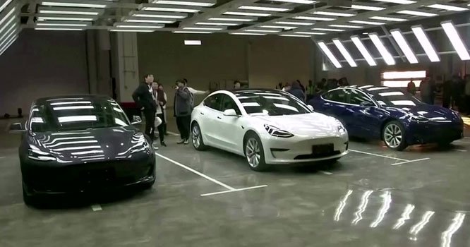 Tesla cuts starter prices for Model 3 and Model Y cars