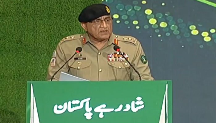 COAS Gen Bajwa hopes political parties will review their 'behaviour' following army’s 'catharsis'
