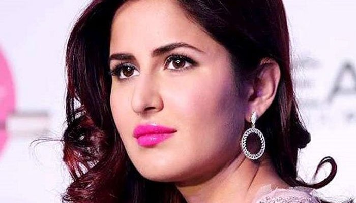 Katrina Kaif joins ‘Mera Dil Ye Pukare Aaja’ bandwagon, video goes viral