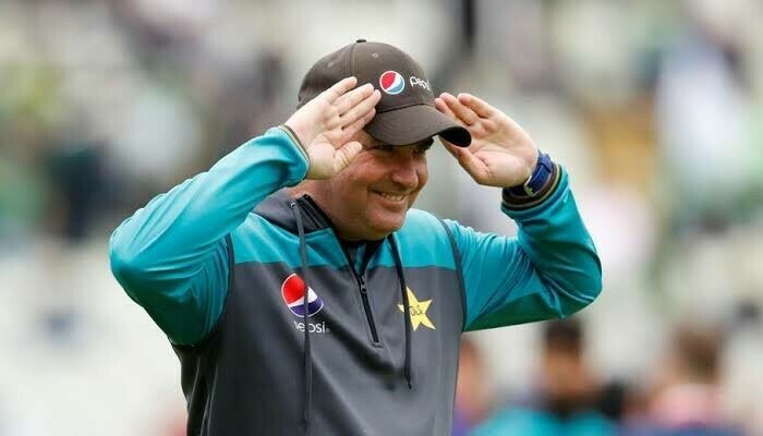 Toshakhana: IHC seeks report on gifts received by PMs, presidents since 1947