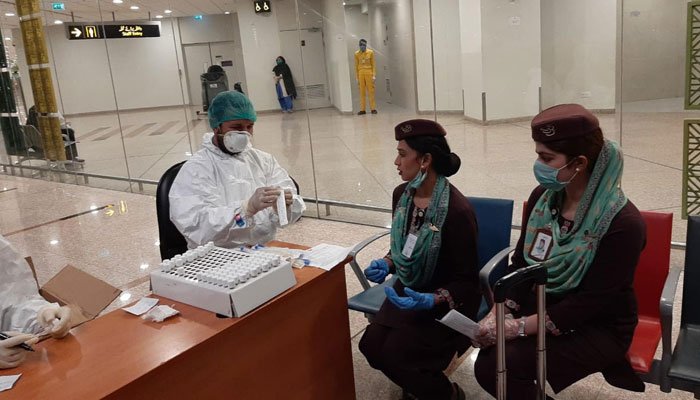 Global surge: Pakistan tightens screening for new COVID-19 variant at airports Global surge: Pakistan tightens screening for new COVID-19 variant at airports