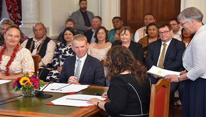 New Zealand’s Chris Hipkins sworn in as prime minister New Zealand's Chris Hipkins sworn in as prime minister