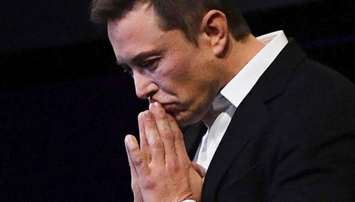 Elon Musk makes history by becoming first person to lose $200 billion from his net worth