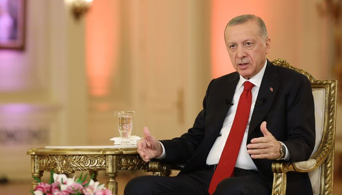 Erdogan’s abrupt departure from live interview shocks audience Erdogan's abrupt departure from live interview shocks audience