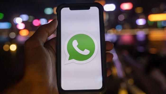 WhatsApp rolls out ‘Keep in Chat’ feature for disappearing messages WhatsApp rolls out ‘Keep in Chat’ feature for disappearing messages