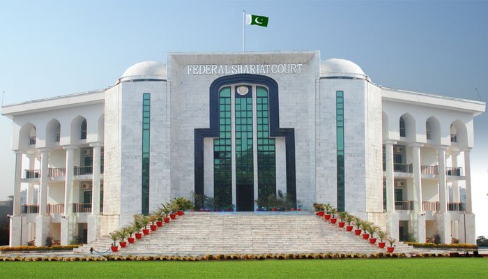 Transgenders cannot identify themselves as male or female, rules Federal Shariat Court Transgenders cannot identify themselves as male or female, rules Federal Shariat Court