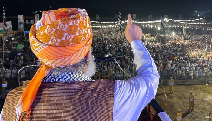 Fazl vows to foil attempts to keep him away from electoral politics