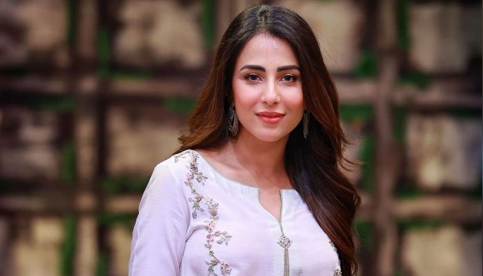 Ushna Shah comes down hard on celebrities playing 'both sides' in Israel-Gaza war