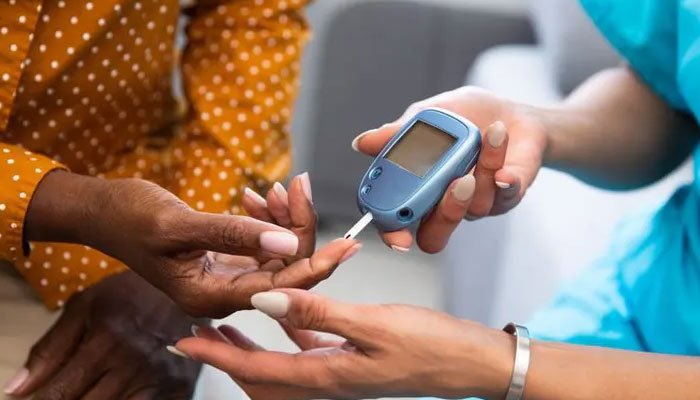 Loneliness & Social Isolation Linked to Higher Risk of Type 2 Diabetes, New Study Finds Loneliness & Social Isolation Linked to Higher Risk of Type 2 Diabetes, New Study Finds