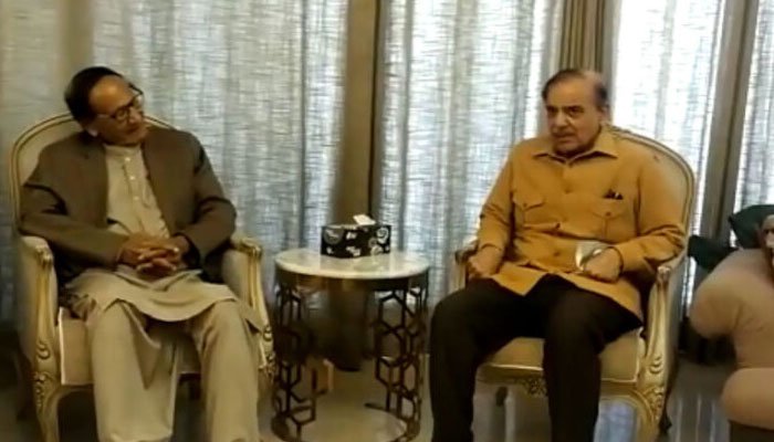 PML-Q rejects merger reports with PML-N PML-Q rejects merger reports with PML-N