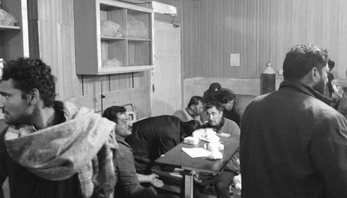 Ten dead, 26 injured in Chilas bus attack Ten dead, 26 injured in Chilas bus attack