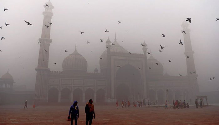 Lahore’s battle with intense smog continues