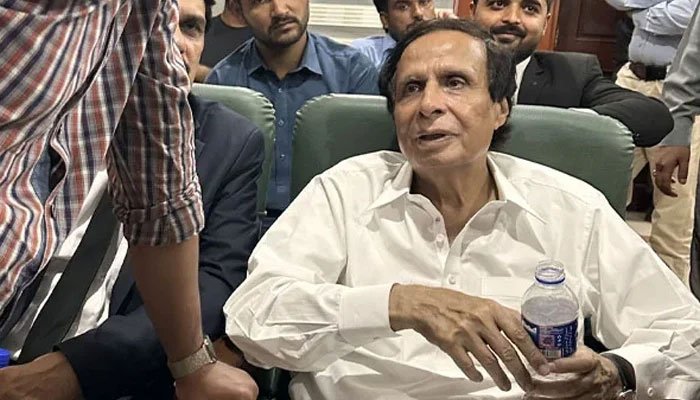 Pervaiz Elahi shifted to RIC Pervaiz Elahi shifted to RIC