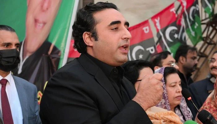 Bilawal declares battle between arrow & lion