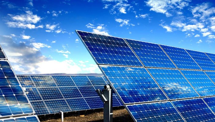 Govt considers imposing taxes on solar panel users: Details inside Pakistan Cuts Solar Panel Sales Tax from 18% to 10% to Boost Renewable Energy
