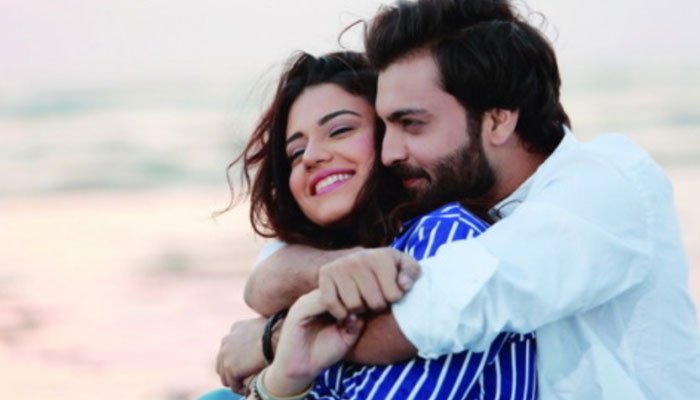 Zara & Asad Siddiqui’s Intimate Picture Gets Criticism