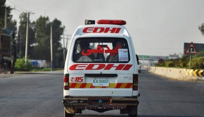 Quetta bleeds, one dead & 14 injured in blast