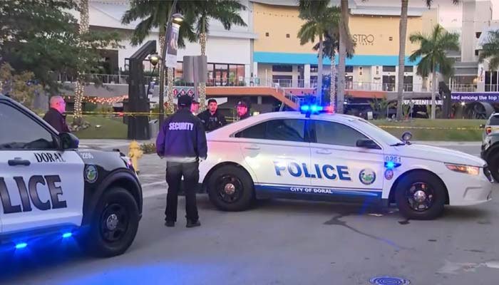 Tragic: 2 killed & 7 injured in horrific shootout at Florida shopping mall Tragic: 2 killed & 7 injured in horrific shootout at Florida shopping mall