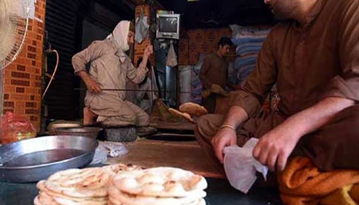Due to the strike the citizens are facing many problems and have turned to bakeries.