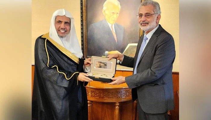 CJP Faez Isa deposits valuable gift in Toshakhana