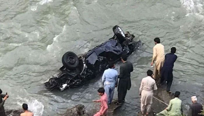 Ten killed, three injured after jeep plunges into Neelum river