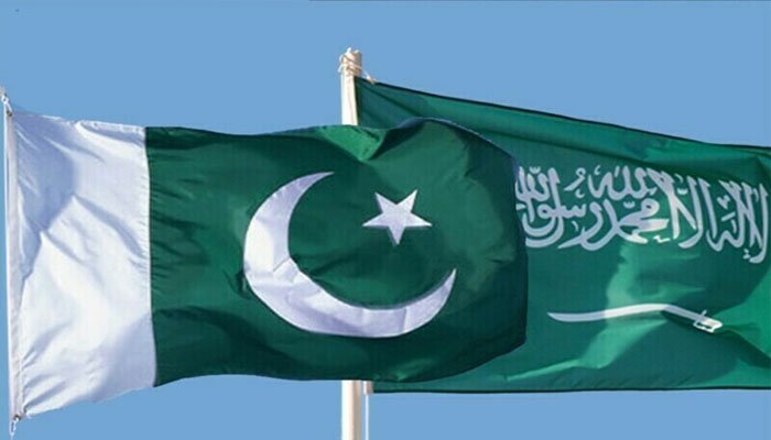 Saudi Arabia eases visa conditions for Pakistani tourists; Details inside