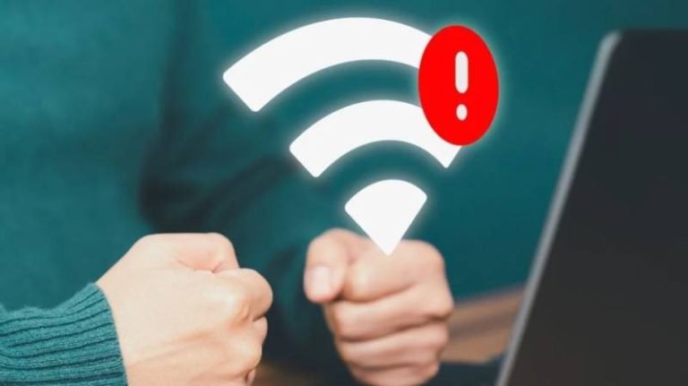 Internet services to be suspended in Pakistan on Sunday