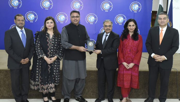 Pakistan Needs Unified Strategy for Sustainable Growth and Investment: Azfar Ahsan