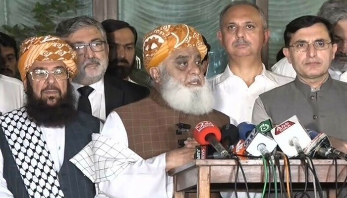 JUI-F rejects govt constitutional amendment draft, warns against pressure tactics