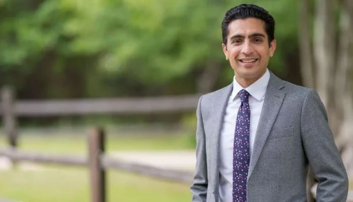 Pakistani-American Salman Bhojani secures victory as democrat candidate