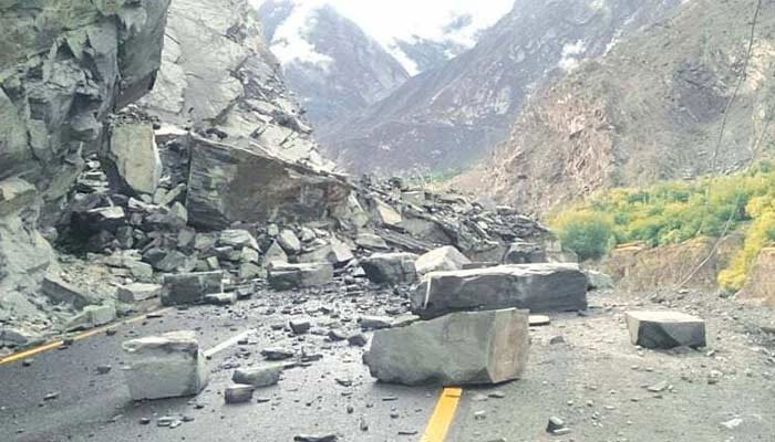 Landslide in Skardu claims five lives, another incident injures six in Astore