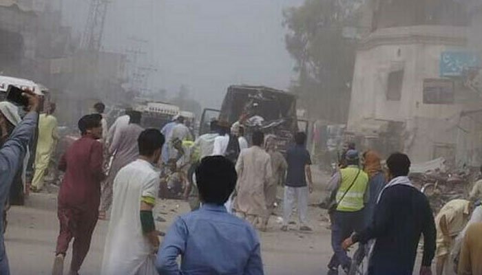 Polio teams targeted in Karak & Bannu: Policeman martyred