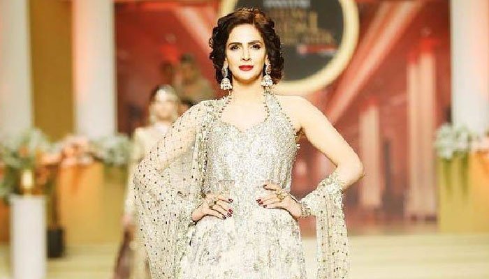 Saba Qamar’s dance moves steal the show at Bridal Couture week