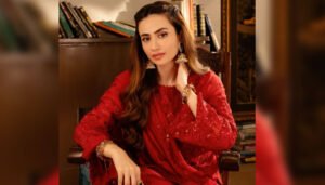 Sana Javed Stuns Fans with Stylish London Getaway and Fashion Moments