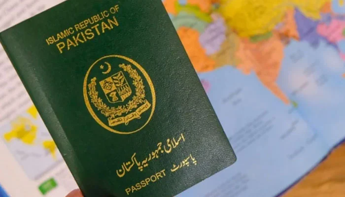 Pakistan Imposes Travel Restrictions on Over 52,000 Deportees to Combat Human Smuggling