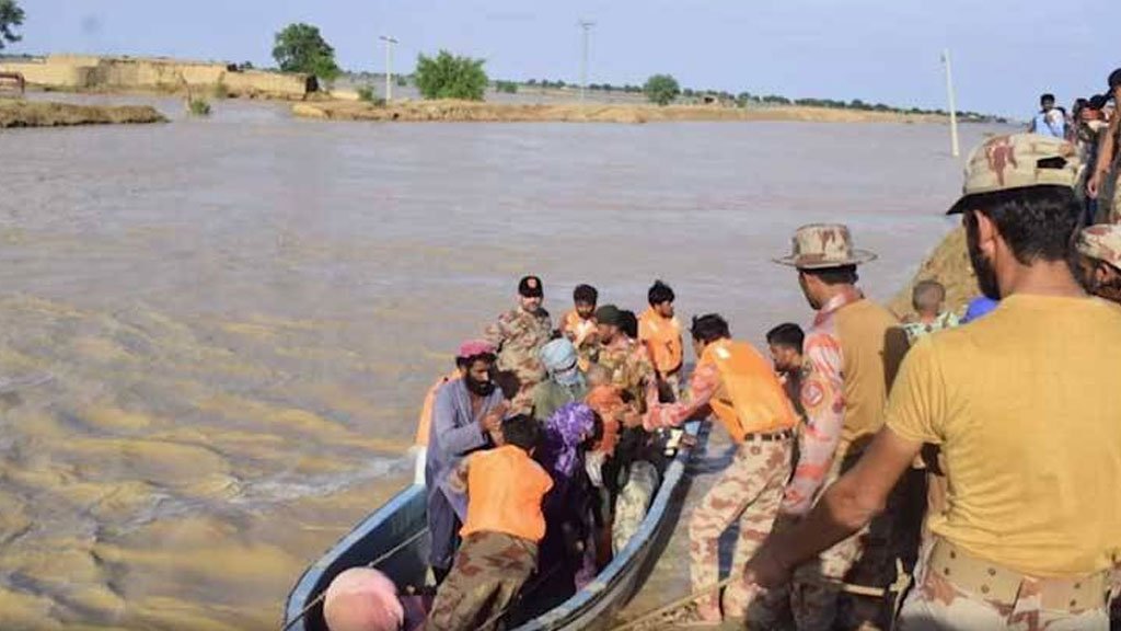 Rescue operation by Pakistan's military for 2025 flood victims