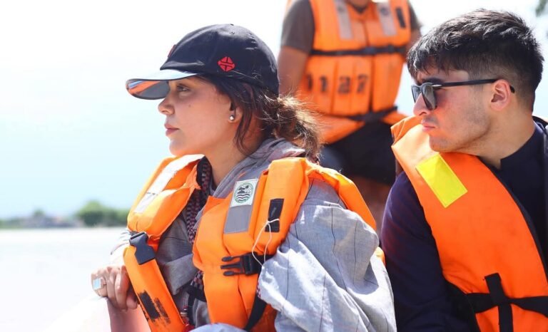 Hadiqa Kiani begins Flood Relief Operation Hadiqa Kiani begins Flood Relief Operation