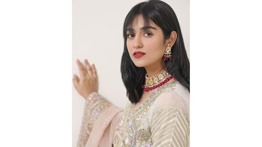 Sarah Khan Biography