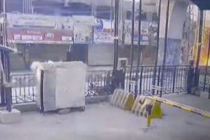 Three Terrorists Killed in Foiled Attack in Peshawar