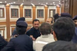 Clashes Erupted at Punjab Assembly During KP CM Sohail Afridi's Visit