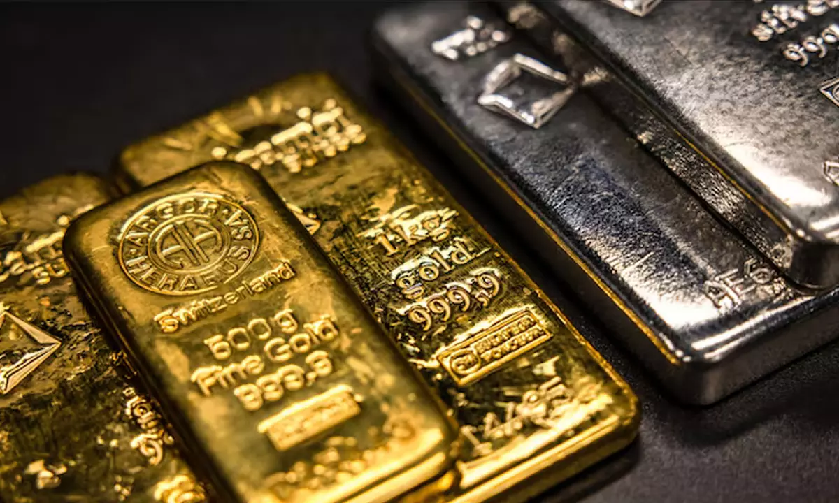 Brutal Gold and Silver Crash Wipes Out $1.1 Trillion Amid AI Fears