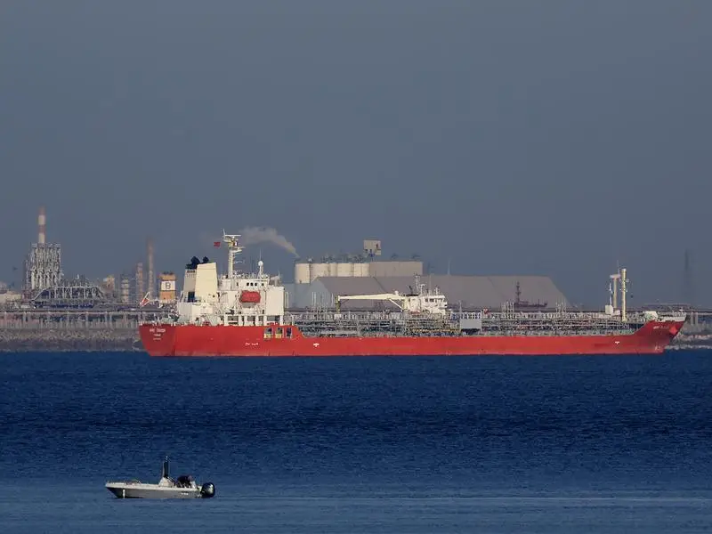 No Ships in Strait of Hormuz: Global Economic Shock Looms